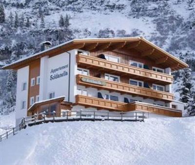 фото отеля Soldanella Appartements Lech am Arlberg