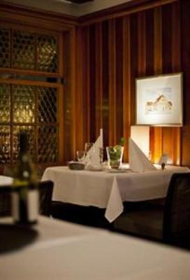 фото отеля Gasthaus zur Krone Weil am Rhein