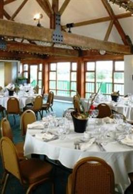 фото отеля Thornbury Golf Lodge
