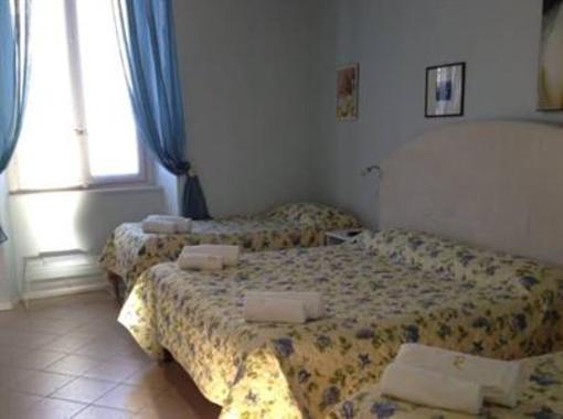 фото отеля B&B Stop & Sleep Bergamo