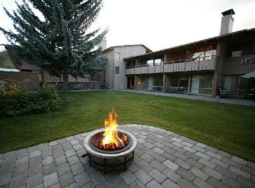 фото отеля Tamarack Lodge Ketchum
