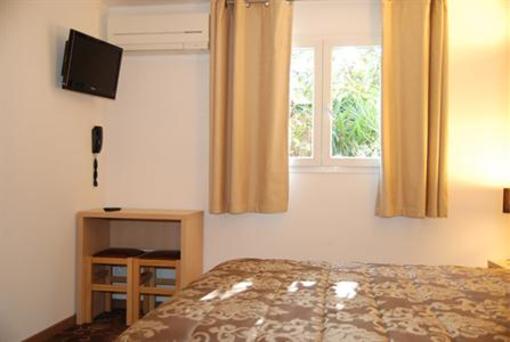 фото отеля Hotel Le Mistral Porto-Vecchio