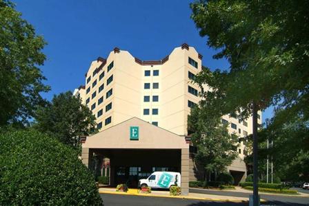 фото отеля Embassy Suites Raleigh - Crabtree