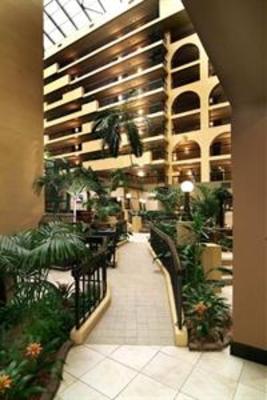 фото отеля Embassy Suites Raleigh - Crabtree