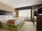 фото отеля Embassy Suites Raleigh - Crabtree