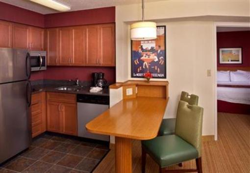 фото отеля Residence Inn Tysons Corner Mall