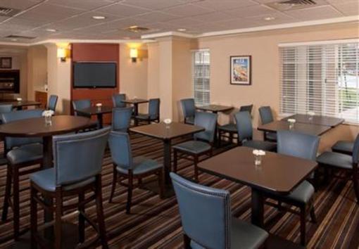 фото отеля Residence Inn Tysons Corner Mall