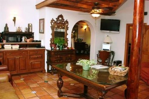 фото отеля Chantico Inn