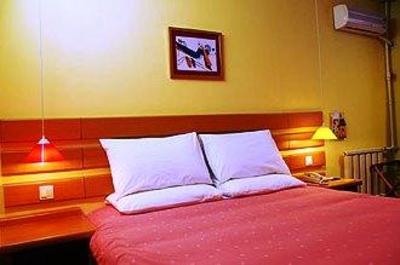 фото отеля Home Inn (Dalian Wuyi Square)