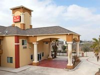 Econo Lodge Inn & Suites Baytown