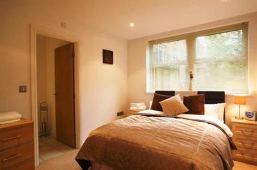 фото отеля ExecutiveStay Serviced Apartments Camberley