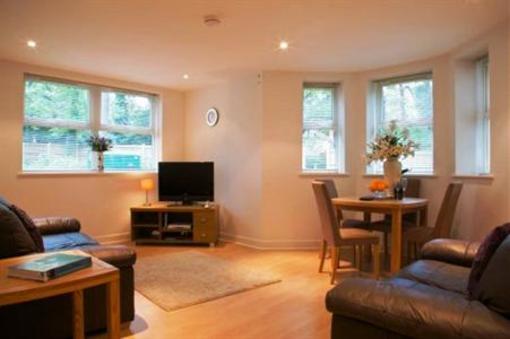 фото отеля ExecutiveStay Serviced Apartments Camberley