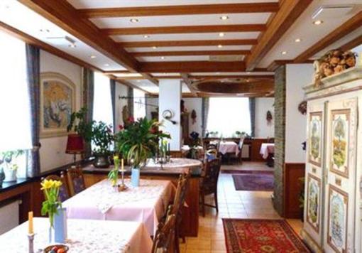 фото отеля Hotel Zum Schwanen Olpe