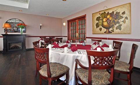 фото отеля BEST WESTERN Manoir Adelaide