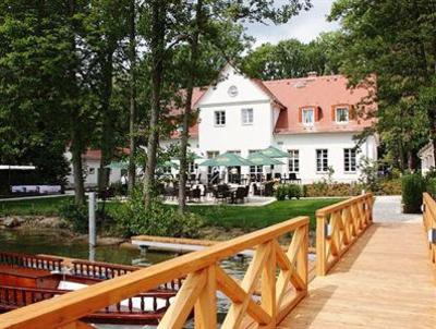фото отеля Cafe Wildau Hotel & Restaurant
