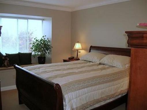 фото отеля Eagle Mountain Bed and Breakfast