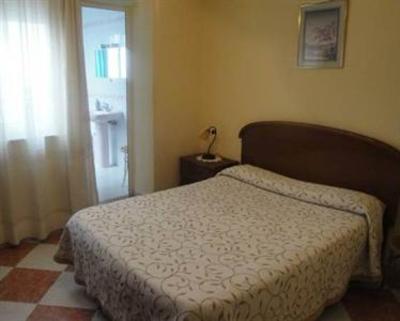 фото отеля Hostal Malaga
