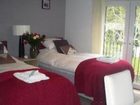фото отеля Number 678 Guest House Rossendale