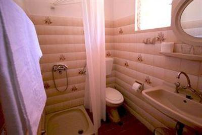 фото отеля Aliki Beach Hotel