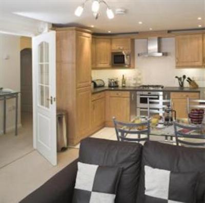 фото отеля Westlands House Apartments Basingstoke