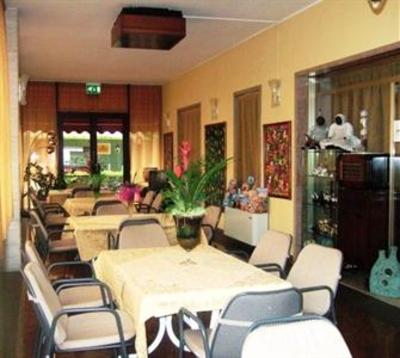 фото отеля Albergo Rosetta Peschiera del Garda