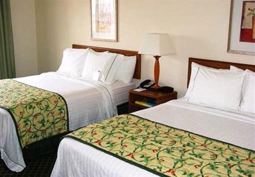 фото отеля Fairfield Inn Peru
