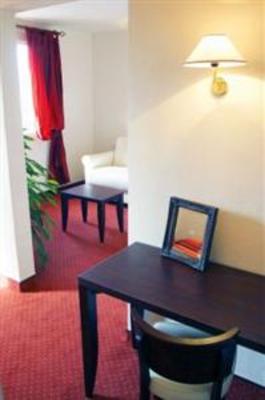 фото отеля Le Mas de Gaujac Hotel-Restaurant