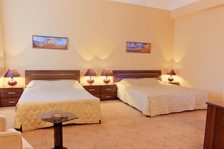 фото отеля Best Western Sevastopol Hotel