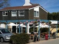 Harbours Reach Guest House and Coffee Shop