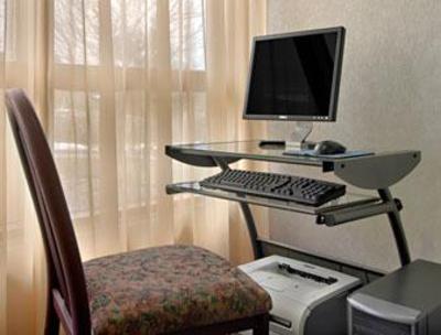 фото отеля Baymont Inn & Suites Topeka