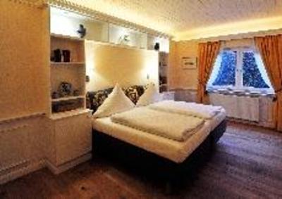 фото отеля Hotel Weinberg-Schlosschen