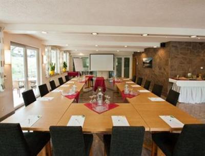 фото отеля Hotel Weinberg-Schlosschen