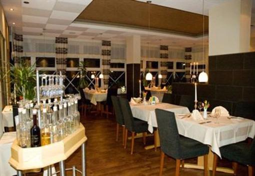 фото отеля Hotel Weinberg-Schlosschen