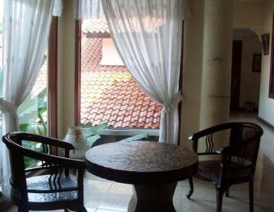 фото отеля Jakarta Bed & Breakfast