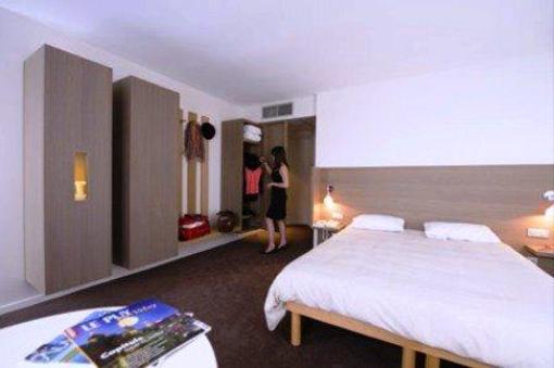 фото отеля Hotel Du Parc Le Puy-en-Velay