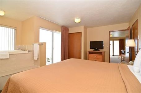 фото отеля BEST WESTERN PLUS Beachfront Inn