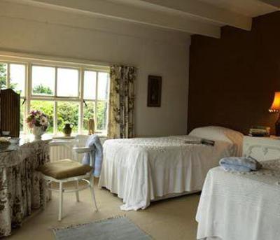 фото отеля Crocnaraw Country House Moyard