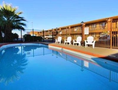 фото отеля Alamogordo Days Inn