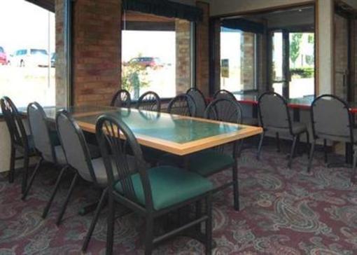 фото отеля Rodeway Inn Coopersville