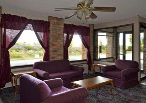 фото отеля Rodeway Inn Coopersville