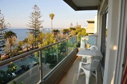 фото отеля Bristol Sea View Apartments