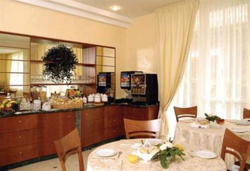 фото отеля Hotel Souvenir Bellaria-Igea Marina