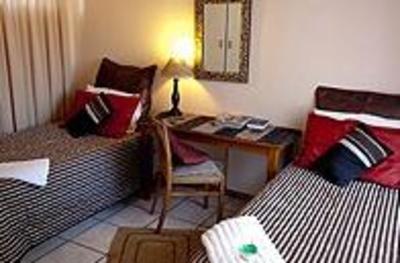 фото отеля Langenhoven Bed & Breakfast Oudtshoorn