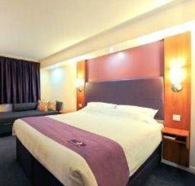 фото отеля Premier Inn Glasgow Central East Kilbride
