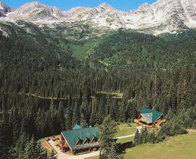 фото отеля Island Lake Lodge
