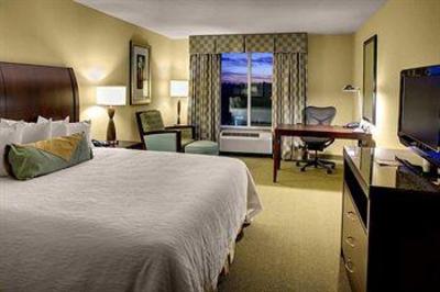 фото отеля Hilton Garden Inn Richmond South/Southpark
