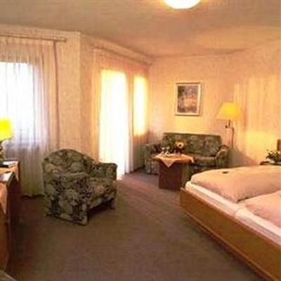 фото отеля Hotel-Pension Cafe Schacher