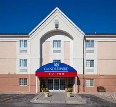 фото отеля Hawthorn Suites by Wyndham Omaha