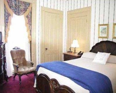 фото отеля Batcheller Mansion Inn
