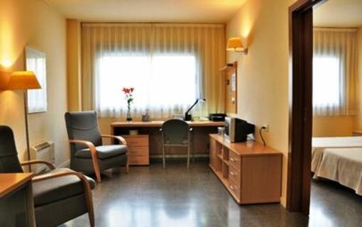 фото отеля Residencia Erasmo Madrid